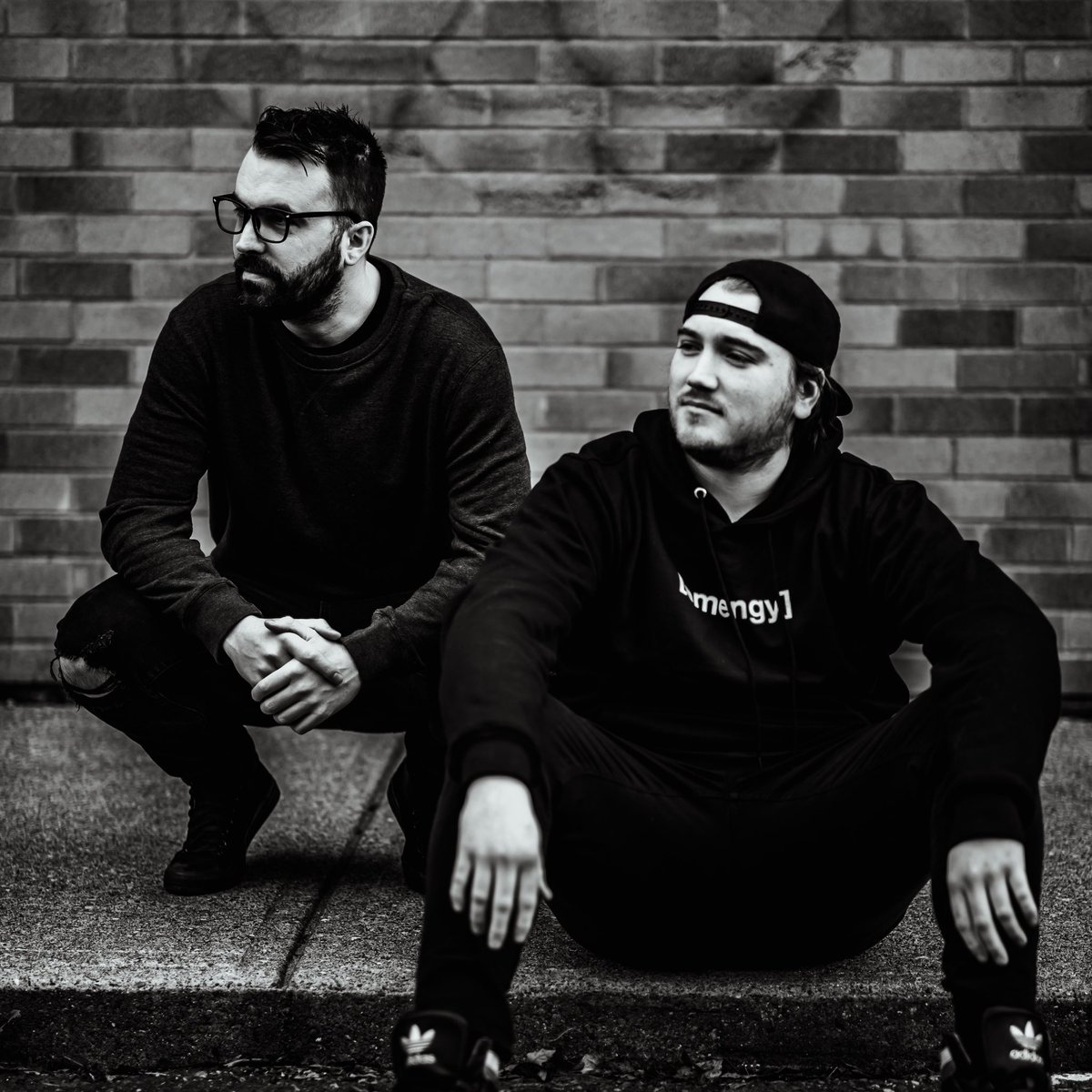 🔥 <a href="/mullyofficial_/">Mully</a> &amp; <a href="/officialshvman/">Shvman</a> get a fresh remix from one of this year’s hottest releases—<a href="/kromanmusic/">Kroman</a>’s ‘Fading Into You.’ 

Check it 🔗 ellipticalsun.ffm.to/kfiymsr