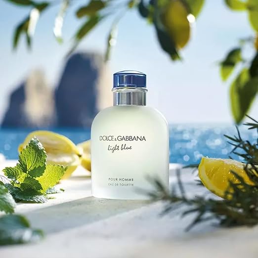 EmersonDutyFree's tweet image. Our fragrance selection just got even more irresistible. Select scents are now even further reduced, including the iconic Dolce & Gabbana Light Blue — with savings of up to $72.50 off our already duty-free prices.
Smell incredible. Spend less.💙
#EmersonDutyFree #LightBlue