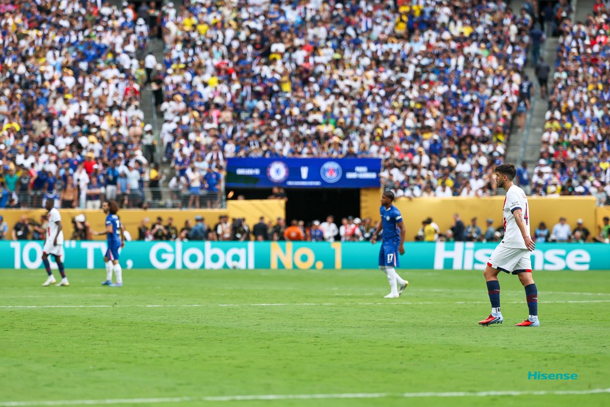 Incredible scenes at the @fifaclubworldcup Final yesterday! Congrats again to @chelseafc for becoming the Champions of the World! #Hisense #officialpartner #OwnTheMoment
