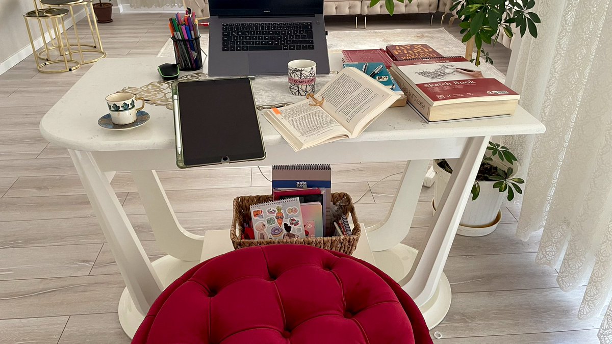 Allahım sen bana güc kuvvet ver cünkü benim dünyada yapıcak coook seyim var