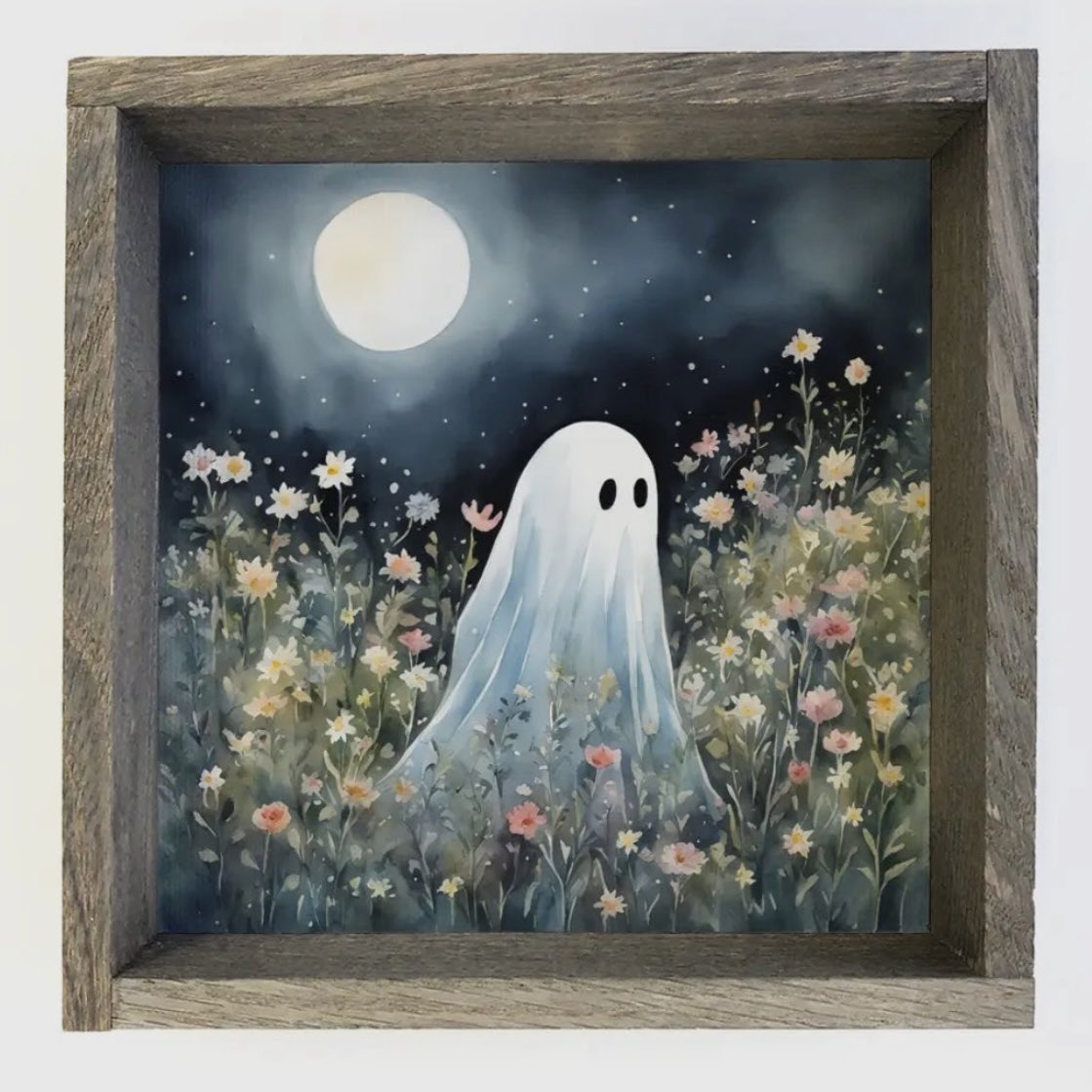 🚨NEW🚨Looking to add a fun spooky feel to any space?! These playful ghost art prints will do the trick! In their hardwood frame, they measure 6”x 6” x 1.25”. Add this hauntingly cute artwork to a shelf or table to bring a warm, festive glow to any space! wickedlywilliams.com/collections/ar…