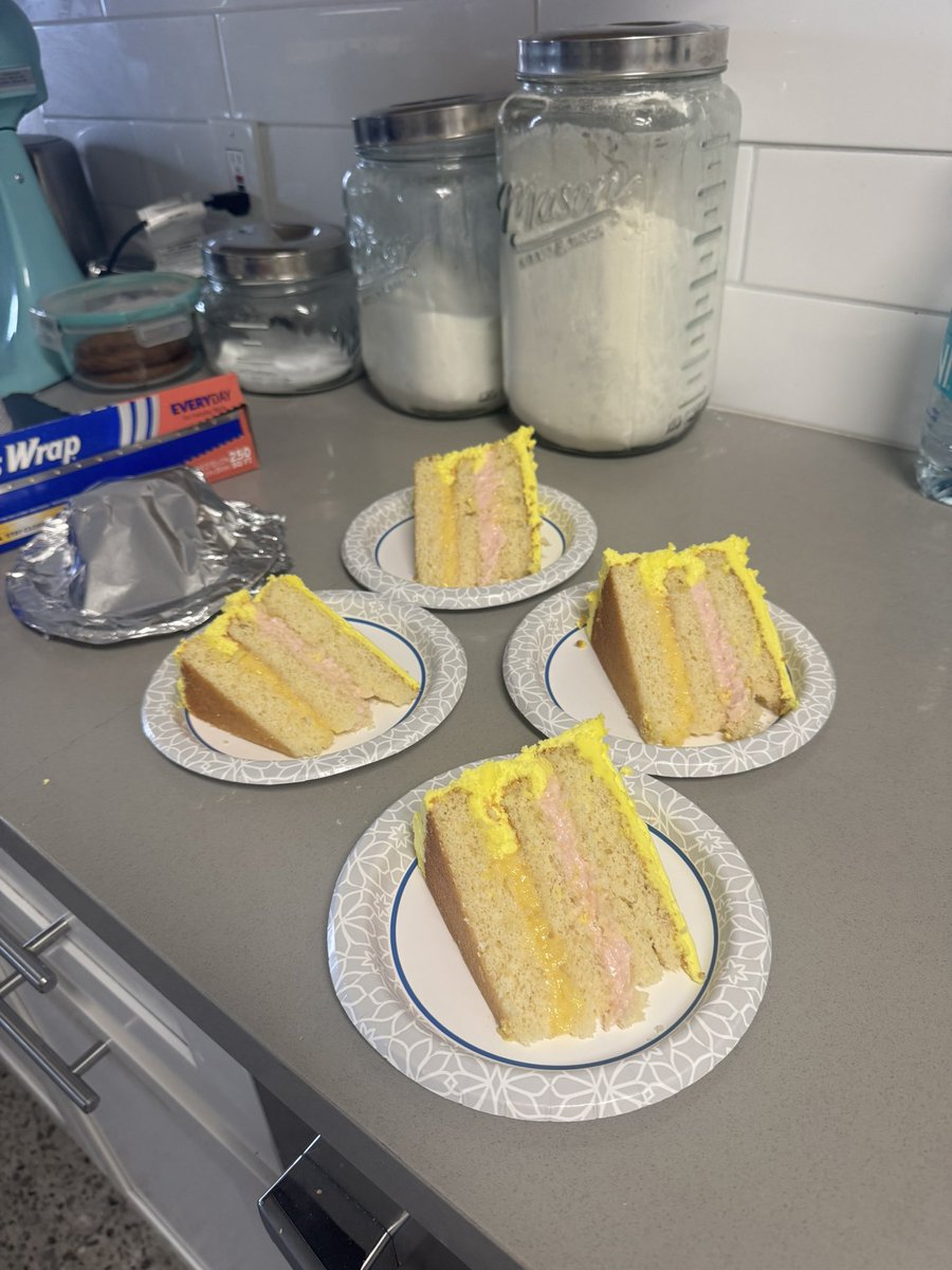 ryanboring1's tweet photo. Decided to bake last weekend. Made banana chocolate chip bread. Plus a lemon cake with lemon curd and strawberry cream cheese filling with a vanilla buttercream. https://t.co/njG48JduP5