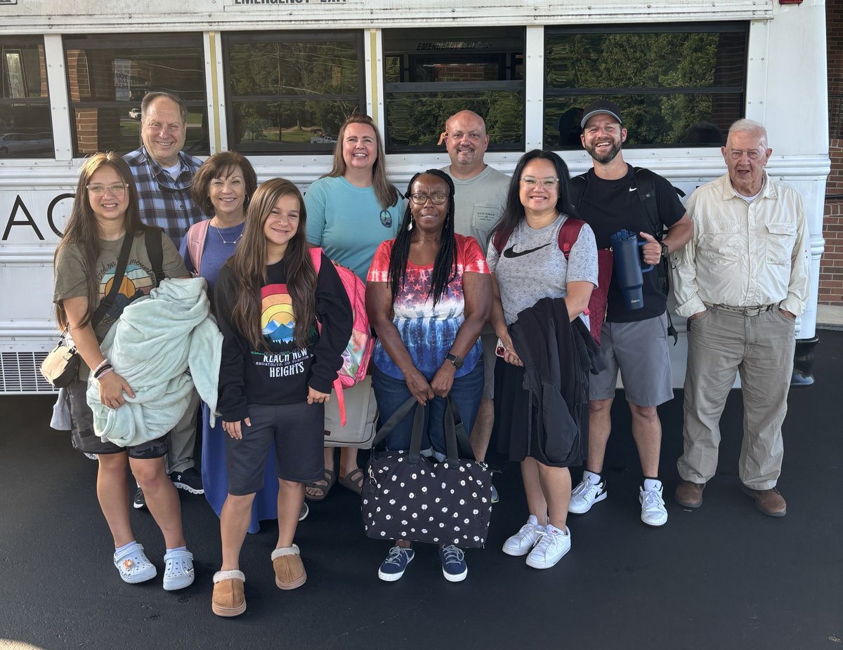 timrabon's tweet image. Please pray for our missions team that is headed to assist Josh and Allie Miller in Arequipa, Peru! We made it safely from RDU to Atlanta and are now boarded in ATL and heading to Lima, Peru and then on to Arequipa tomorrow morning!