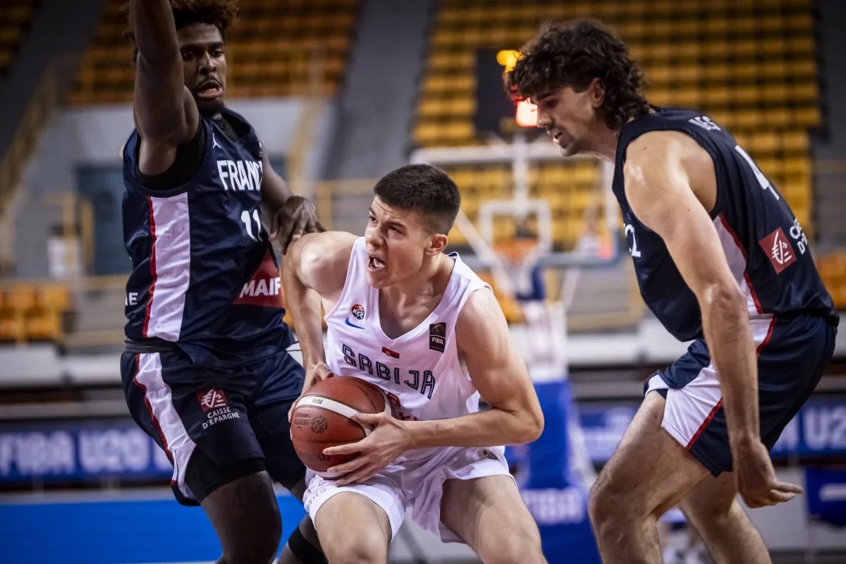 mmihailovic13's tweet image. 6’5 Luka Savanović keeps doing everything on the court, today in big win over France:
7 points (3/6 FG)
5 rebounds
4 assists
3 steals
15 valuation
#FIBAU20 #NextUp