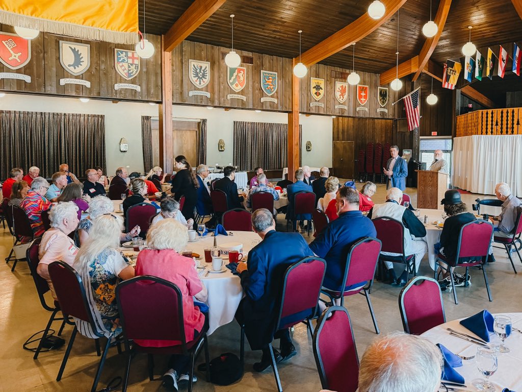 BrinkerHarding's tweet image. Thank you to the Omaha Pachyderm Club for inviting me to join you once again today. I appreciated the opportunity to share with you our plan to Restore America, Grow America, Secure America, and Renew America. With your help, we will keep #NE02 RED and help usher in the New…