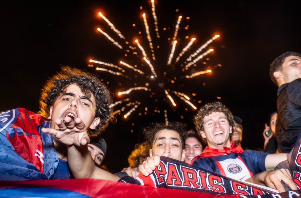 Actu Foot (@actufoot_) on Twitter photo π¨ ππ‘ππ₯π’π¬ππππ : Le feu dβartifice de ce 14 juillet a Paris rendra hommage Γ la saison exceptionnelle du PSG ! πβ€οΈπ
π¨π‘ ππππ‘π§ πππ¦ π¦π¨π£π£π’π₯π§ππ₯π¦ π₯πΜπ¦π’π‘π‘ππ₯π ππ§ πππ’Μπ§π¨π₯ππ₯π ππ π¦π£πππ§ππππ ! π£οΈ
Il sera tirΓ© depuis la Tour π¨ ππ‘ππ₯π’π¬ππππ : Le feu dβartifice de ce 14 juillet a Paris rendra hommage Γ la saison exceptionnelle du PSG ! πβ€οΈπ
π¨π‘ ππππ‘π§ πππ¦ π¦π¨π£π£π’π₯π§ππ₯π¦ π₯πΜπ¦π’π‘π‘ππ₯π ππ§ πππ’Μπ§π¨π₯ππ₯π ππ π¦π£πππ§ππππ ! π£οΈ
Il sera tirΓ© depuis la Tour