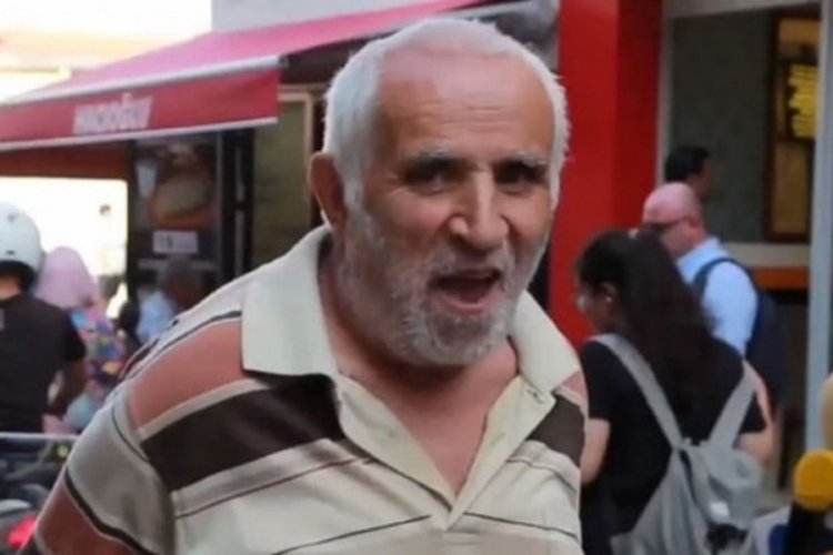 küçük zevklerim var mesela turistler tak'sime gider mi diye sorduklarında nereye diyip taksim diyişlerini tekrar ettiriyorum