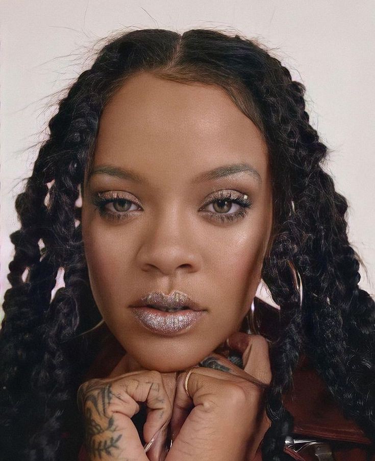 ririoncharts's tweet image. Rihanna has now surpassed 52 billion total streams on Spotify across all credits.