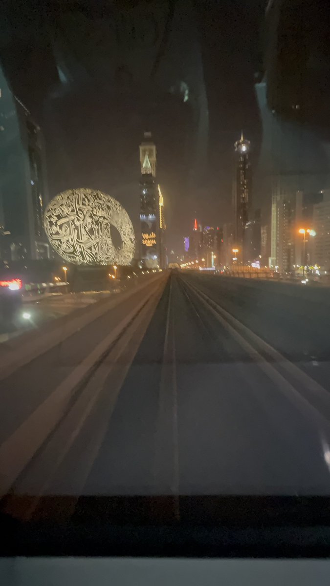 dcires's tweet photo. Dubai https://t.co/AW3V8lBwhs