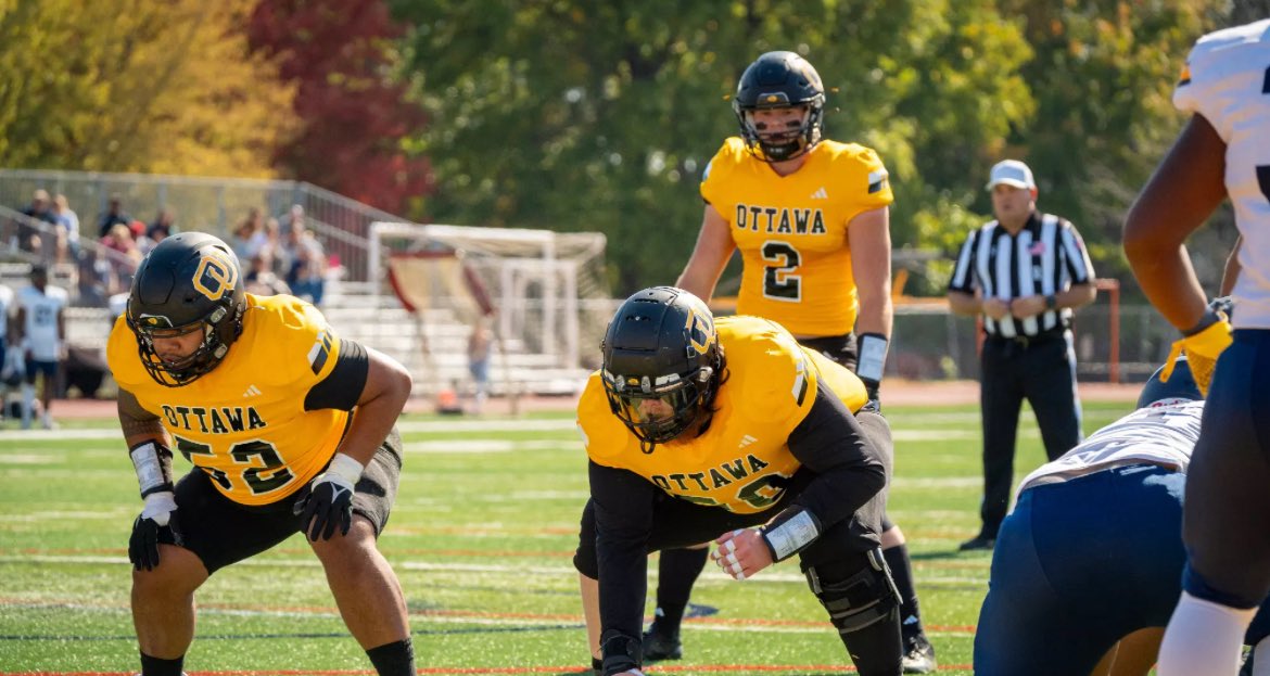 DaVonBrisby52's tweet image. After a great camp I’m Blessed to say I have received my first offer from Ottawa University @CoachSCDub
@Zinn68 @Glap_IV