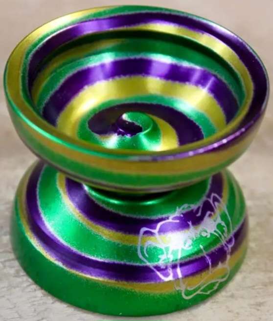 What's your favourite MFD yo-yo tattoo? Pic shared by #MonkeyfingeRDesign Zoo Member Owlman #MFD #MFDyoyo #yoyo