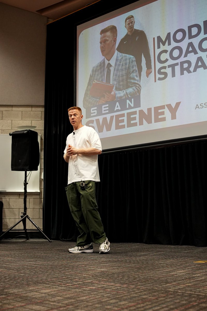 PureSweatEvents's tweet image. .@Spurs Associated Head Coach Sean Sweeney tipped off the Pure Basketball Experience with an incredible keynote — setting the tone for an unforgettable weekend.