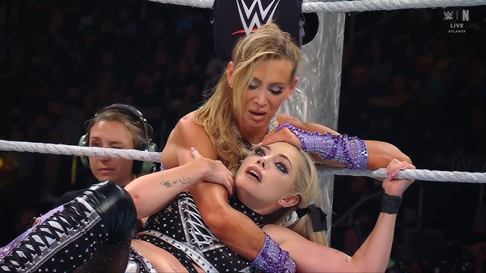 BOestriecher's tweet image. I thought these ladies, in particular, were the standout performers at #Evolution2.

Lash Legend felt like a big deal.
Charlotte Flair was MEGA over.
Iyo and Rhea = 5 stars.
Stephanie Vaquer is a massive star.
Lyra Valkyria belongs.