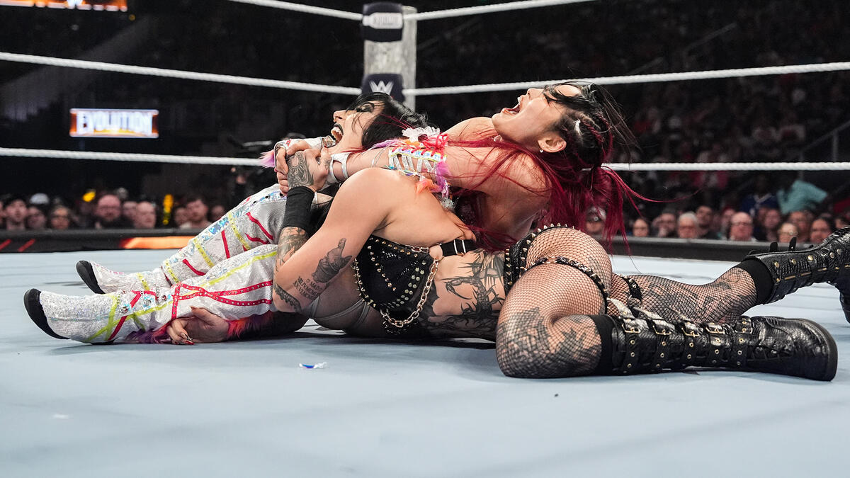 BOestriecher's tweet image. I thought these ladies, in particular, were the standout performers at #Evolution2.

Lash Legend felt like a big deal.
Charlotte Flair was MEGA over.
Iyo and Rhea = 5 stars.
Stephanie Vaquer is a massive star.
Lyra Valkyria belongs.