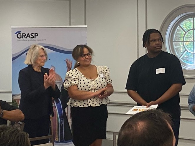 Rae_Cousins23's tweet image. I joined my friend Delegate Betsy Carr recently to celebrate Richmond high school students graduating from the GRASP Program, which provides Richmond Region students with critical services like college advising and financial aid. Thank you for having me and congratulations!