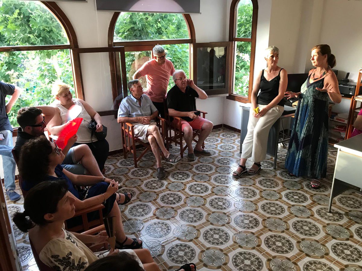 L’assemblea dels Socialistes de Sa Pobla renova l’executiva, cares noves i moltes ganes.

Ens centram en els problemes reals de la gent i treballam per donar-hi resposta.

Treballam des de cada carrer i cada plaça, aterrats en el territori. Només amb unes arrels fortes surten