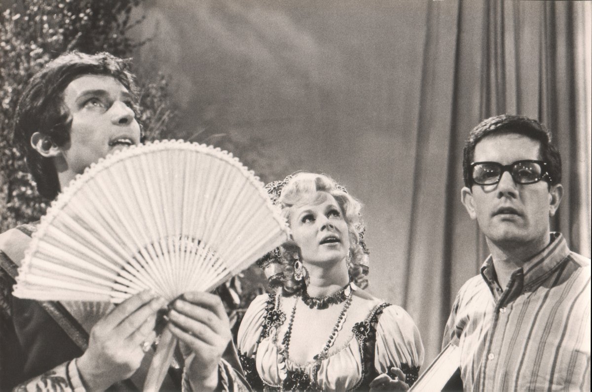 Artifact from EP54 - Jeremy Brett in The Merry Widow. 

Photos courtesy of director John Gorrie.