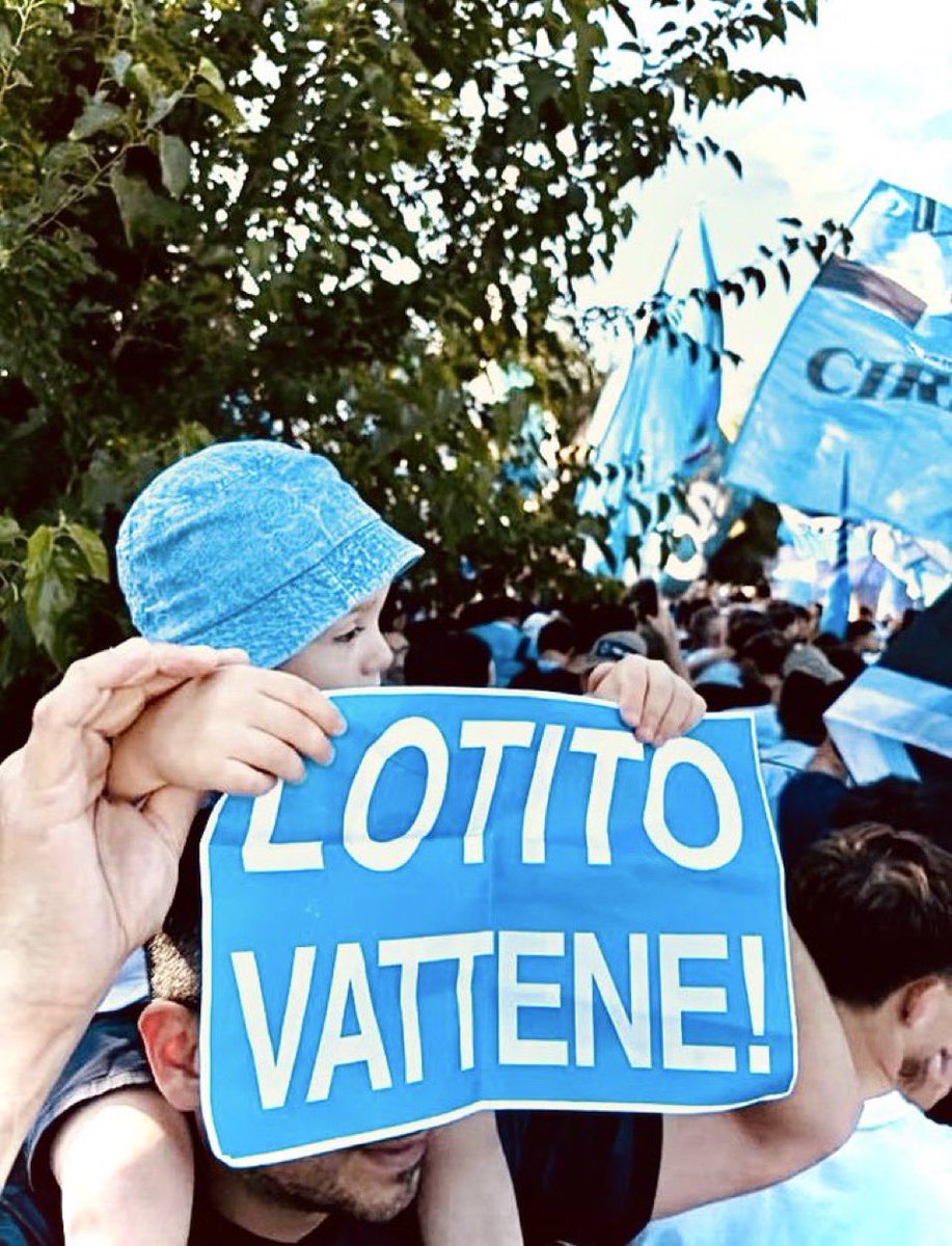 GiGiSSLazio's tweet image. Non voglio illudere nessuno perché non so un cazzo. Ma mi sto illudendo come mai in questi ventuno anni…
#LiberaLaLazio #lotitovattene
#Lazio #Lotito