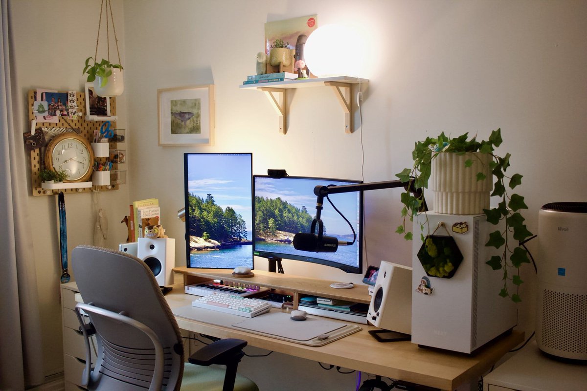 makerstations's tweet image. Calm and Creative Desk Setup 🌿
👉 Desk tour: makerstations.io/jusong-calm-cr…