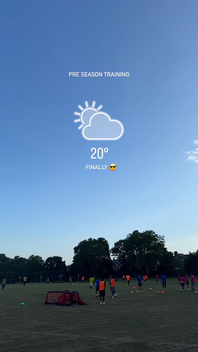 LewishamBoroCFC's tweet photo. Finally some nice conditions to train in https://t.co/oc9qPnYggs