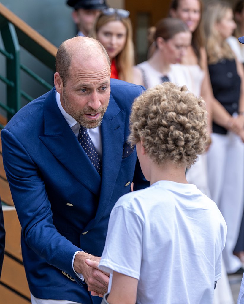 junctionelitefc's tweet image. Ambrose meets Royalty 👑🤝

📸 @Wimbledon