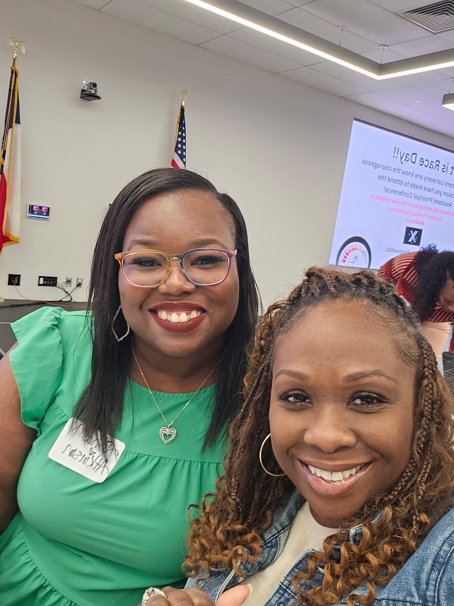 theLITsensei's tweet image. This @StaffordMSD educator just crossed the starting line at the #R4APCon facilitated by @R4Leaders of @Region4ESC with my new AP friend Shona from @TexasCityISD!