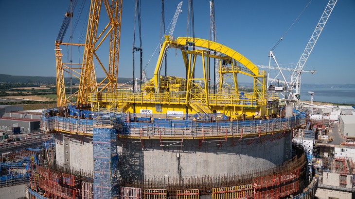 The polar crane has been installed within the reactor building of the second unit under construction at the Hinkley Point C #nuclear power plant in southwest England. It comes days before the unit's dome is due to be lifted into place tinyurl.com/ppa89m6s