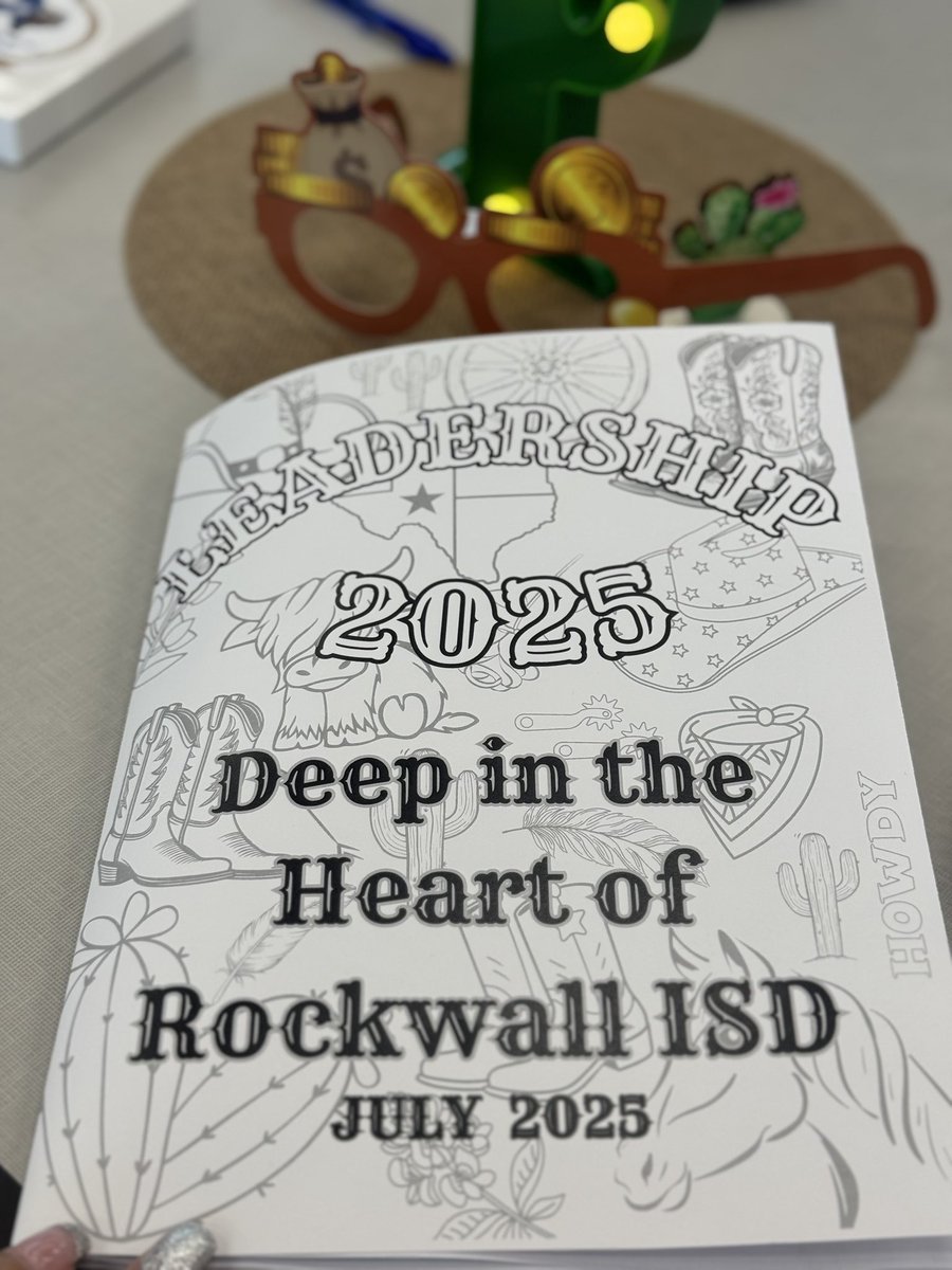 amandarmichael8's tweet image. A fabulous start to our first day of our Leadership Training with a Barn Dance! We are Deep in the Heart of Rockwall! #RockwallISD #UtleyWolves @rockwallschools @MichaelJungEDU @utleywolves