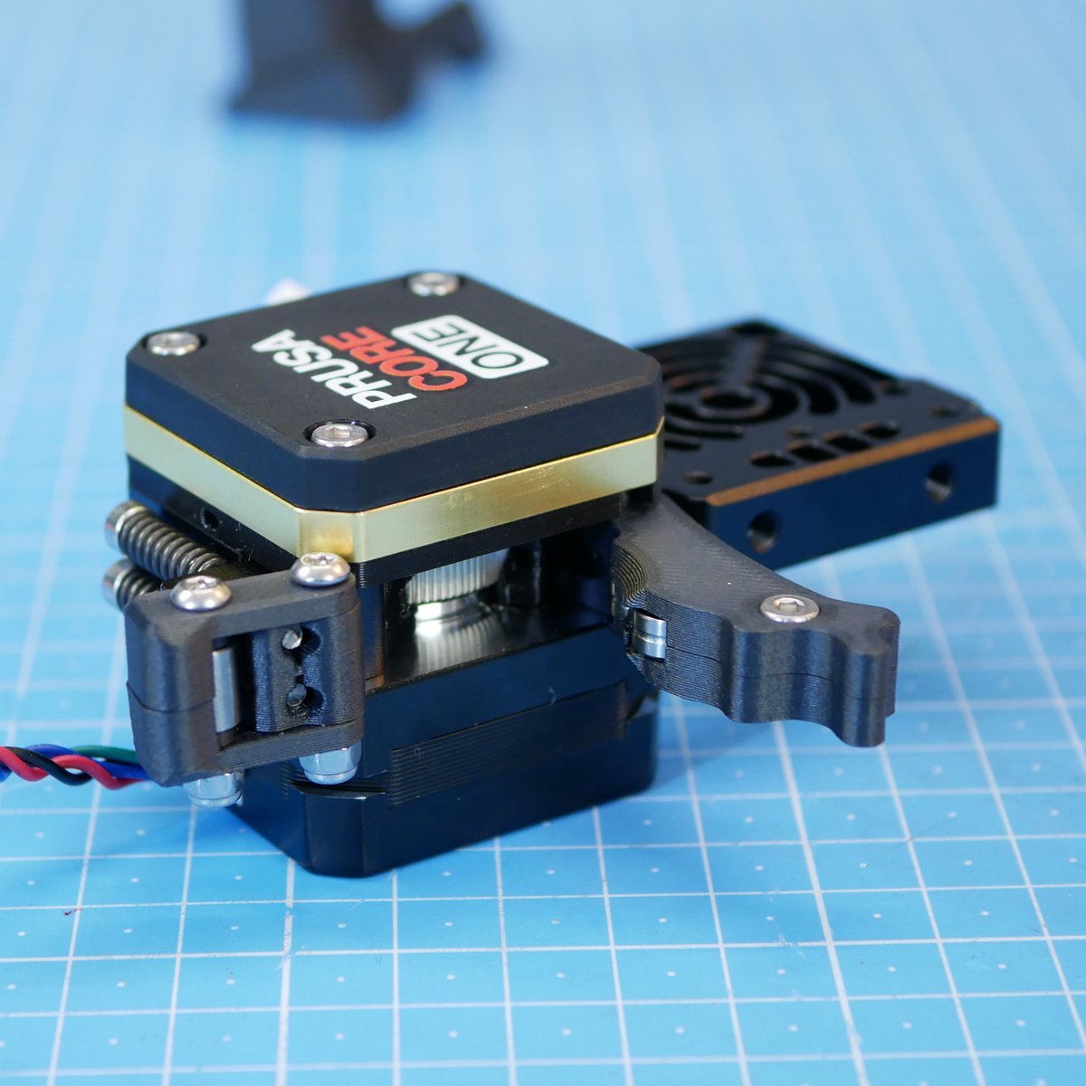 247_printing's tweet image. Some more shots from my Prusa Core ONE build:
The CoreXY and Nextruder chapters were an absolute highlight to do! Unfortunately Prusament PCCF is sold out again - I might have broken a part earlier...