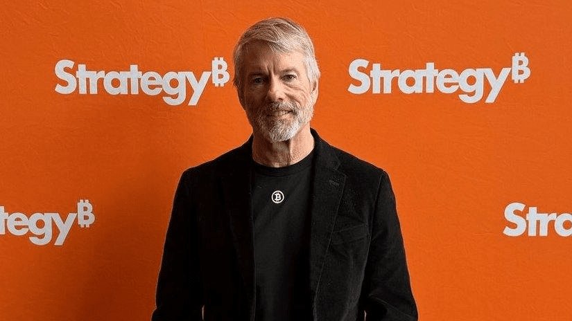 🚨 UPDATE: Michael Saylor's Strategy acquires $472.5M in Bitcoin as $BTC reaches $118K.

Total holdings now exceed 600,000 $BTC, with a $42.9B cost basis.