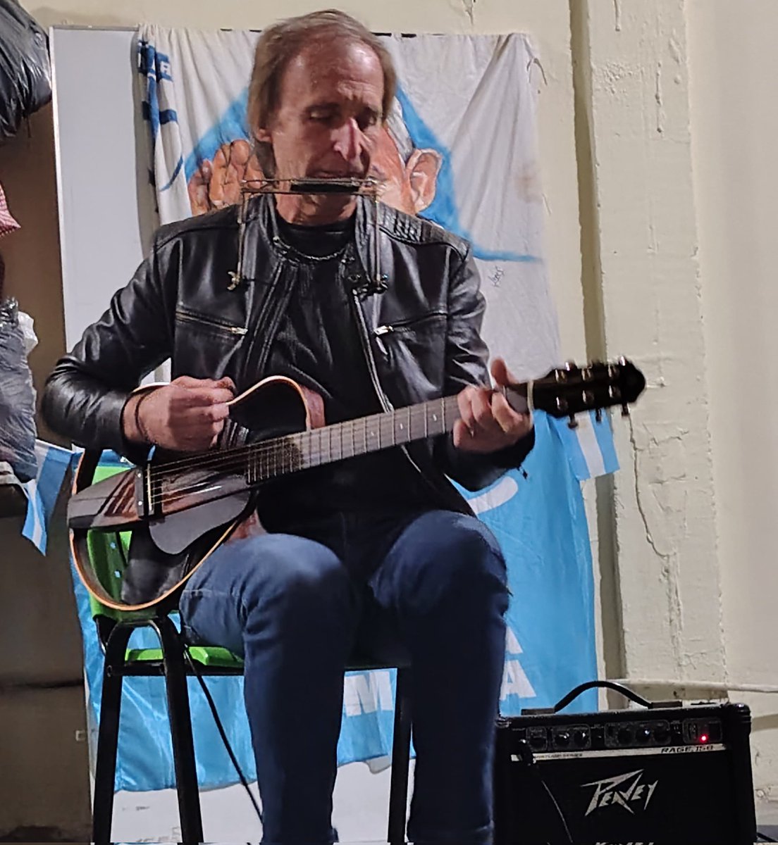 Realizamos en Avellaneda la jornada nacional de <a href="/arg_humana/">Argentina Humana</a> de formación sobre el Legado del Papa Francisco.
Con inauguración de mural y recital de Daniel Poli.
Luego Compartimos panel junto a la concejala <a href="/MariaAlvaOK/">Maria Alva Gonzalez</a> y el Padre Luis Dominguez, repasando el papado de Francisco.