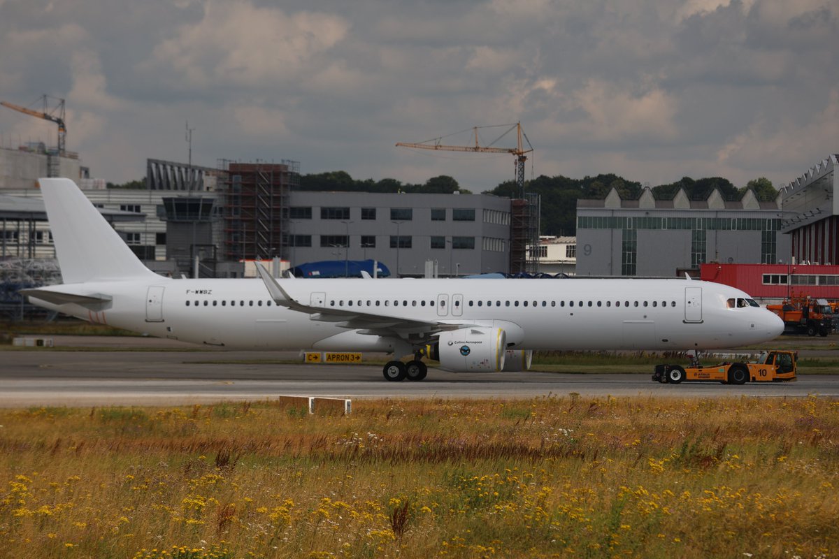 Tobias_Gudat's tweet image. #A321xlr #Airbus #prototyp  F-WWBZ
for the Paris Air Show was the plane in Riyadh Air livery