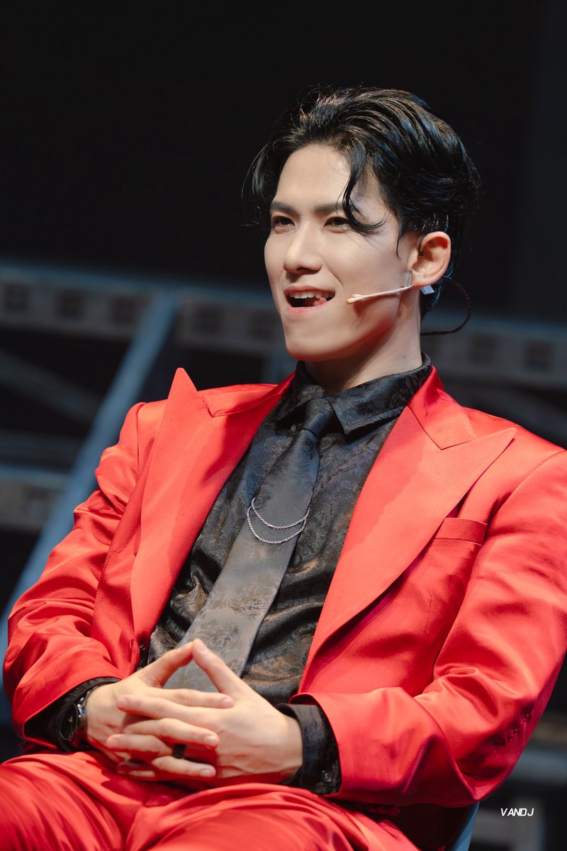 25.07.14 월 / 19시 30분 #T250714
트레드밀 VIP 시연회 💜 #정동화 | B