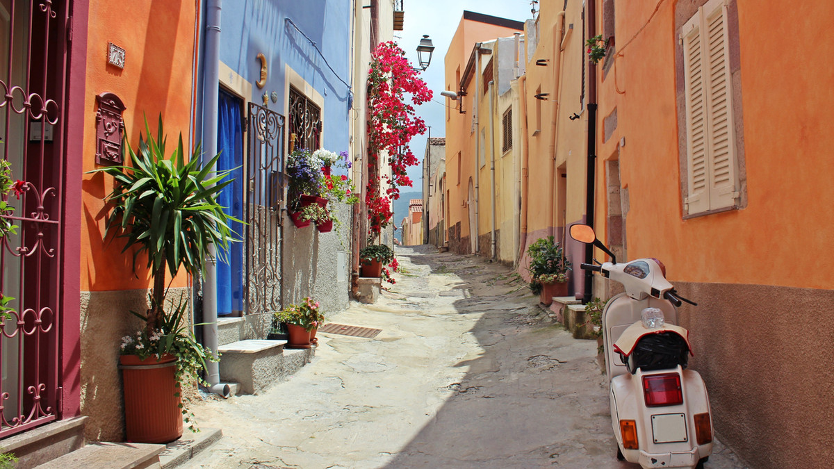 ExpertItalian's tweet photo. 📚 Language is more than just words; it bridges cultures and histories. Dive into our latest blog post to explore the rich tapestry of connections through language. #CulturalConnections #LanguageLearning #ItalianCulture
Read more: https://t.co/WunlrKWxnI https://t.co/HvdTPvqxt2
