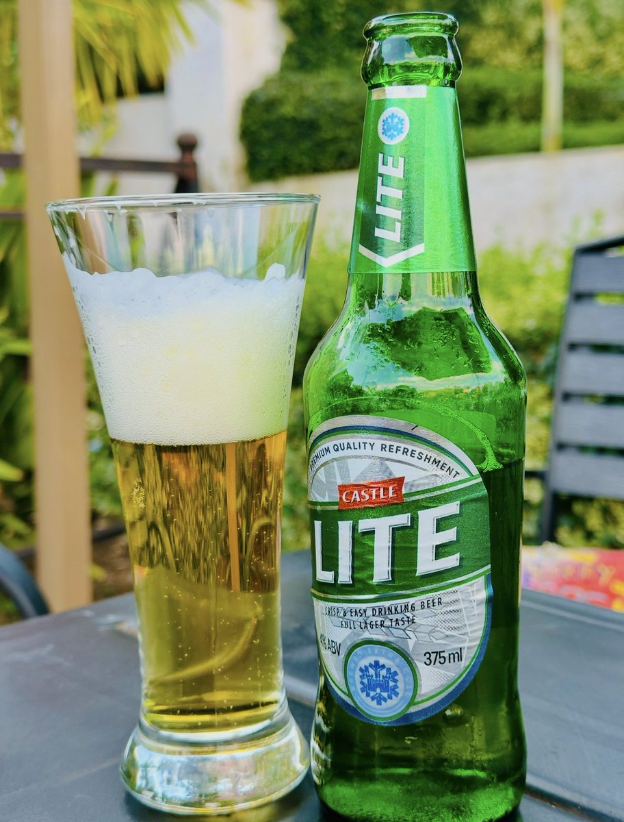 babiaannabell's tweet image. A quiet evening with the #UgandasBestTastingLite is all you need.

#CastleLiteUG 
#SayMyName