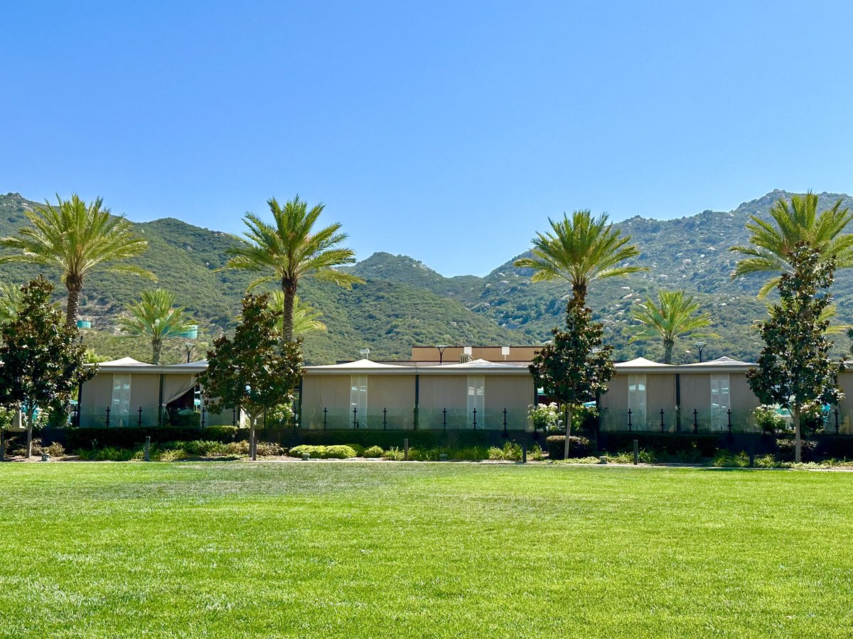 wlgolden's tweet image. Oak Ridge Boys in Southern California again. Montana up next. @oakridgeboys @WME @opry @CountryMusic