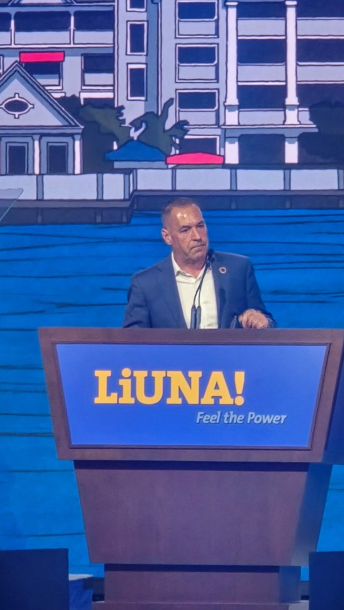 Jimmy_iupat's tweet image. It was an honor to speak to my Brothers and Sisters @LIUNA about the need for cross union solidarity in the face of extremism
No two unions have been more active in standing up for immigrant workers, organizing and taking the fight head on than @GoIUPAT and @LIUNA
Solidarity!