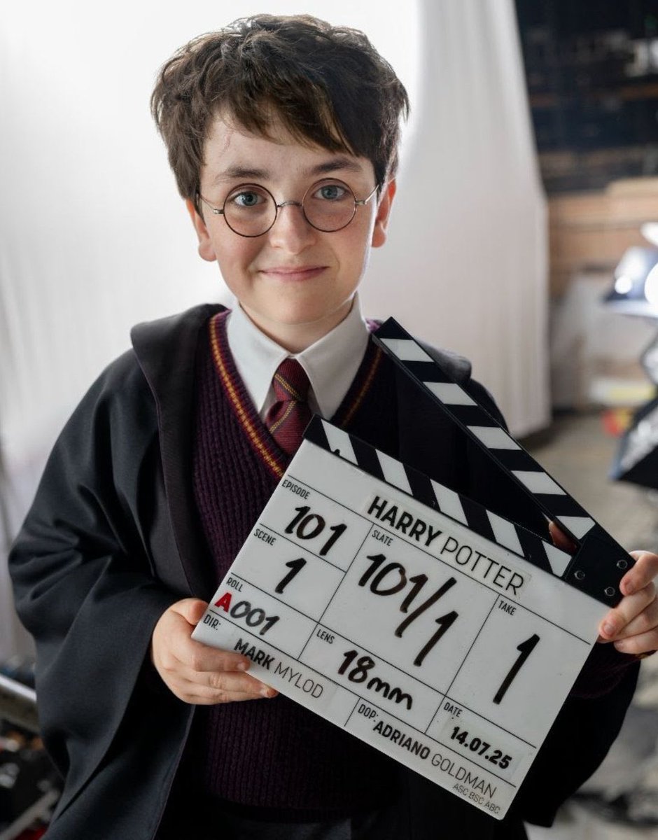 SolaceCinema's tweet image. First look at Dominic McLaughlin as Harry Potter in HBO Max’s ‘HARRY POTTER’ series.
Filming has officially begun!