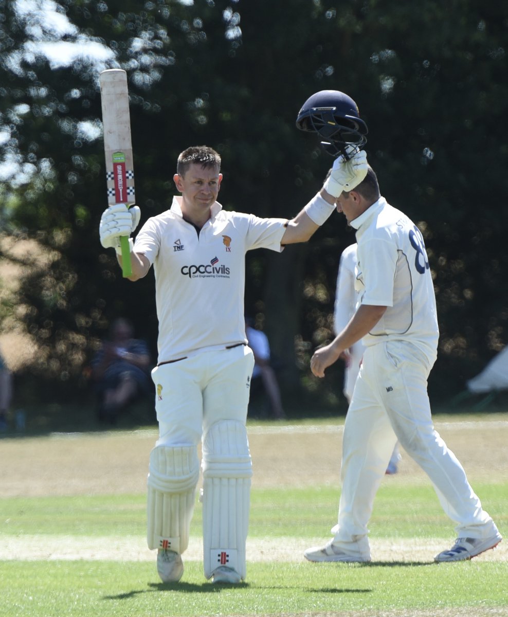 @LindumCC's Robert Cook acknowledges the applause after scoring a century at <a href="/Nettleham_CC/">Nettleham CC</a> 's Mulsanne Park.  Despite his unbeaten 118 from 103 balls Cook finished on the losing side after great knocks from Vinura Dulsara (128*) and Odin Thomas (116). The Nettles won by 4 wkts.