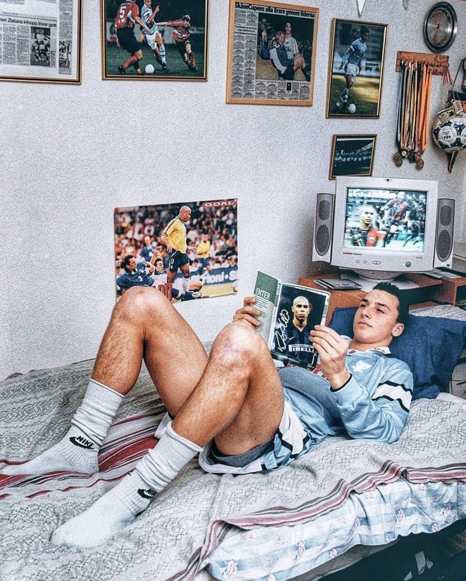 QUERIA NÃO ME EMPOLGAR, MAS NÃO CONSIGO…

VEM, FC 26!