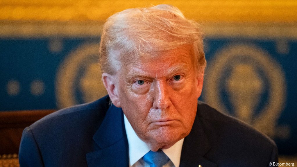 🚨 BREAKING : "Trump minaccia tariffe secondarie del 100% sulla Russia"