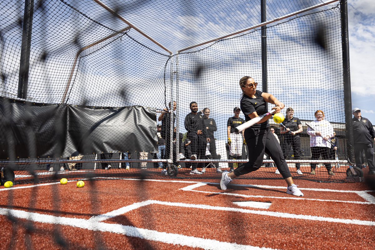 AppStateSB's tweet image. In honor of the MLB Home Run Derby tonight, we’re reminding you that our team hits TANKS ☄️
#OTM
