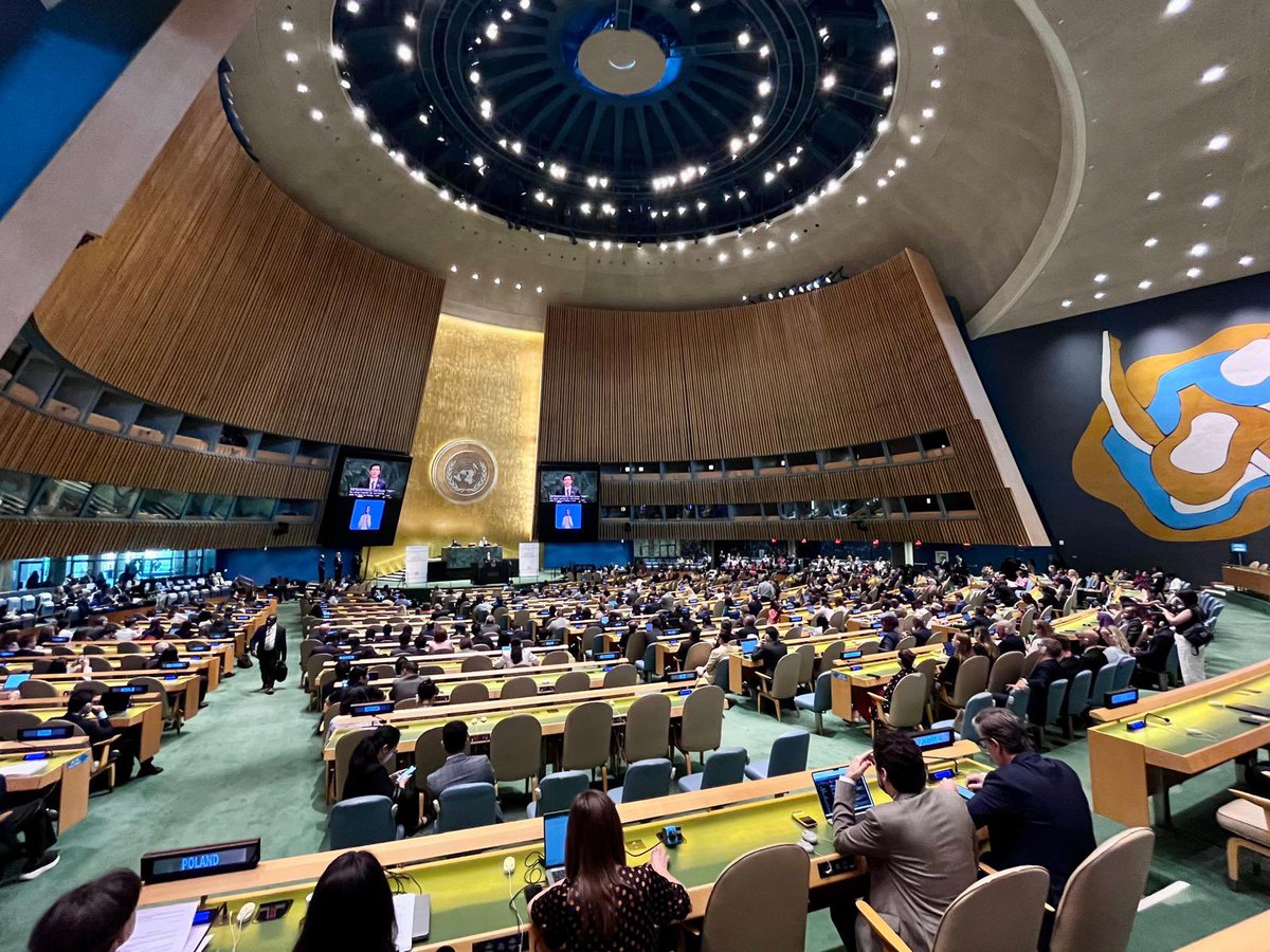 PLinUN's tweet image. 2025 High-level Political Forum on Sustainable Development has started today. It will assess the global progress on SDG 3 (Health), 5 (Gender Equality), 8 (Economic Growth), 14 (Life Below Water) & 17 (Partnerships). 🇵🇱 delegation includes: @MRiTGOVPL , @StatPoland & @PolandMFA