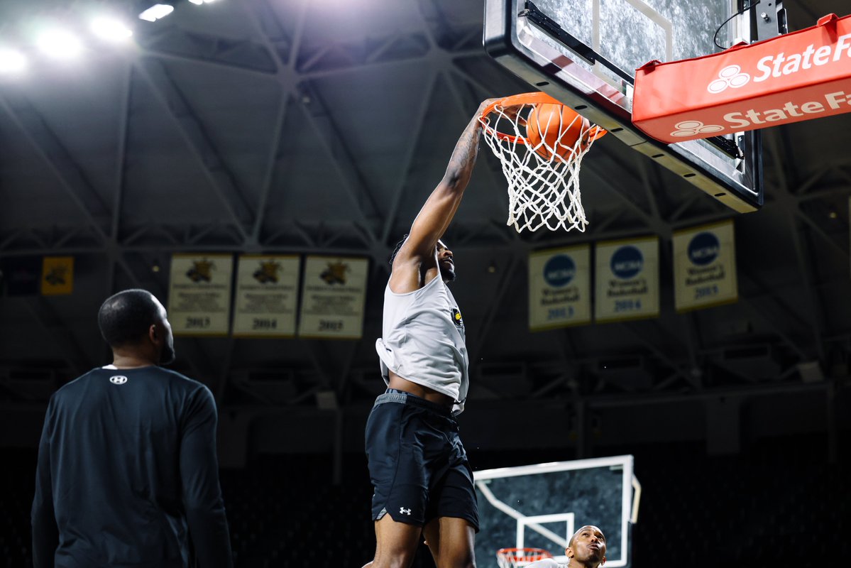Wichita State Men's Basketball (@goshockersmbb) on Twitter photo A couple big guys who know their way around a kitchen.
Get to know our two big men Will Berg and <a href="/Nigerianfreak34/">Emmanuel Okorafor Eberechukwu</a> in the latest <a href="/RoundHouseNews/">The RoundHouse</a> newcomer podcast series.
๐๏ธbit.ly/40SStrX A couple big guys who know their way around a kitchen.
Get to know our two big men Will Berg and <a href="/Nigerianfreak34/">Emmanuel Okorafor Eberechukwu</a> in the latest <a href="/RoundHouseNews/">The RoundHouse</a> newcomer podcast series.
๐๏ธbit.ly/40SStrX