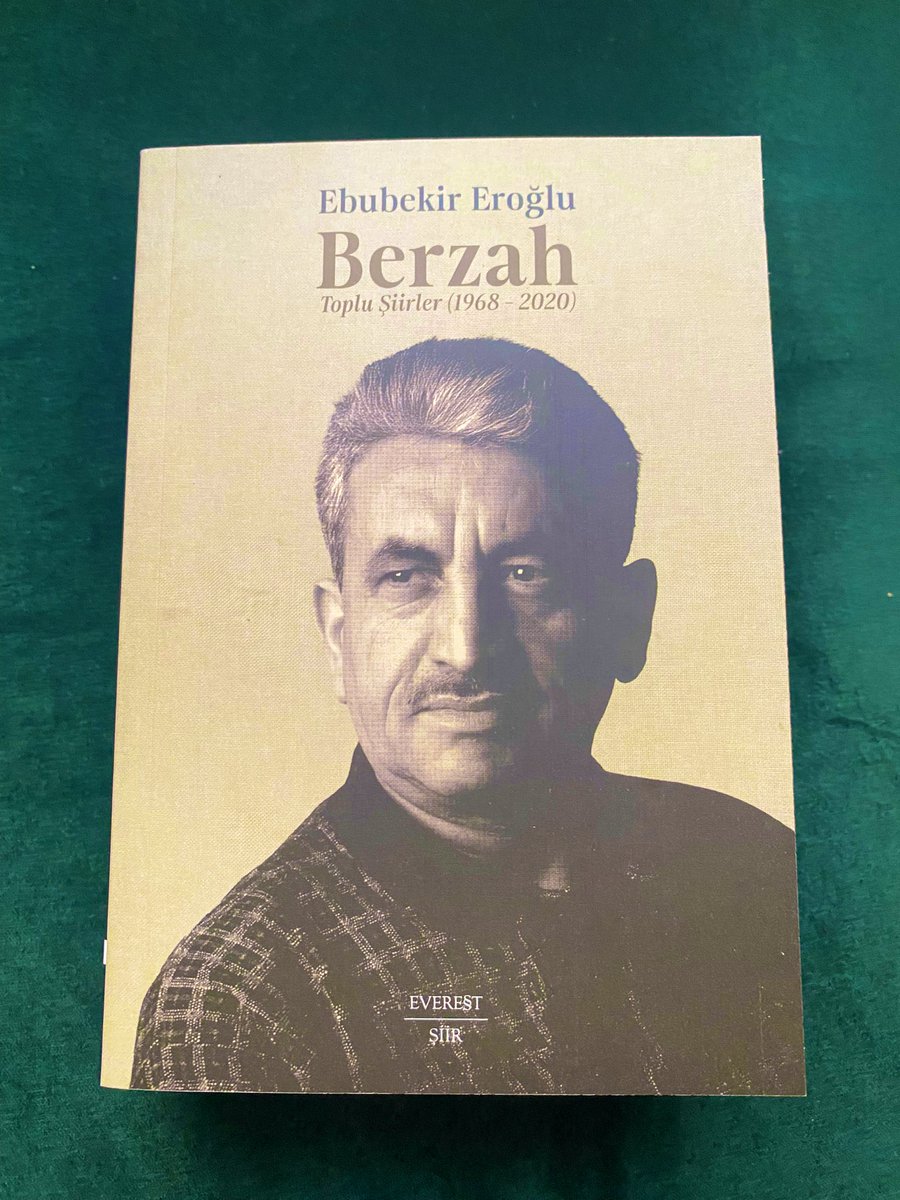 “Söylenmiş sözlerin çokluğu muydu bilmem
dünyaya yaşlı dedirten” (s.746)