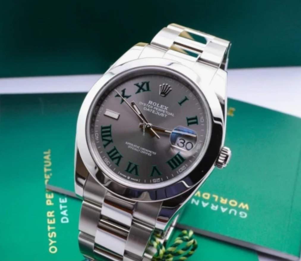 ArtradeApp's tweet photo. A wild summer for Rolex lovers on Artrade $ATR 🔥⌚ https://t.co/VhFUYLifGt