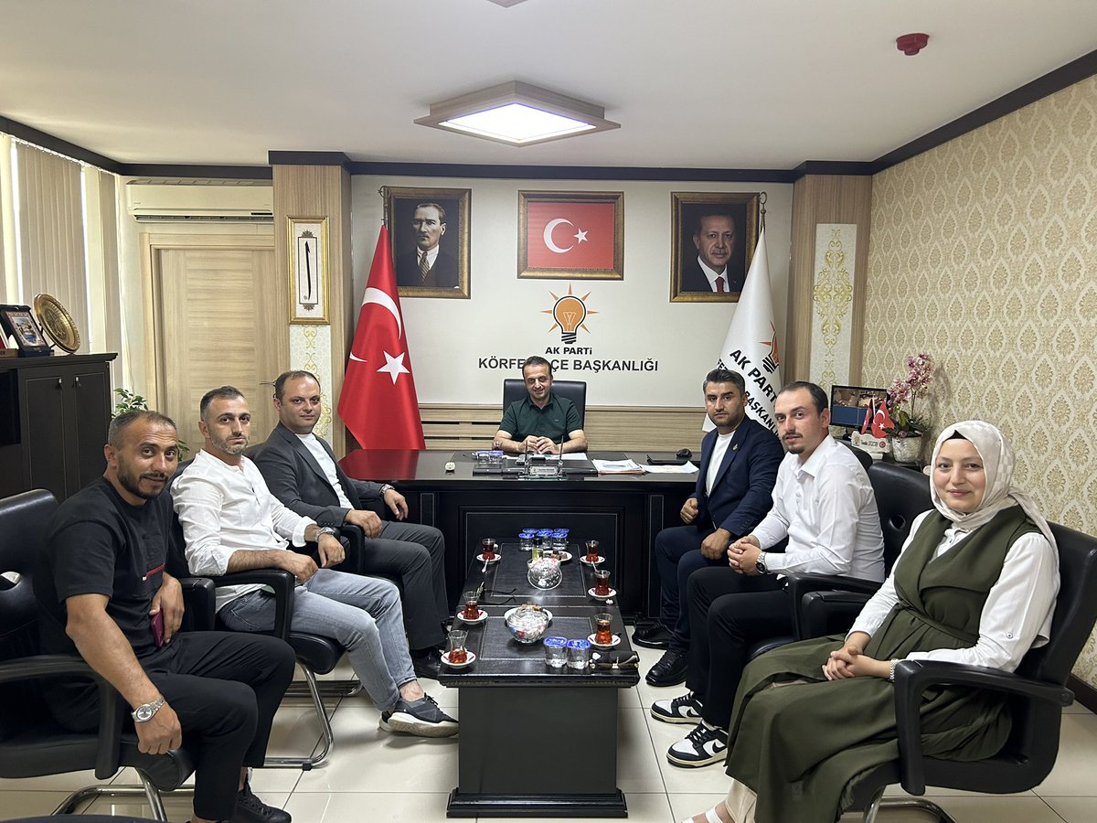 🇹🇷İlçe Başkanımız Nurettin Okudan’ı ilçe binamızda ziyaret eden Cumhur İttifakı ortağımız Büyük Birlik Partisi Körfez İlçe Başkanı Selim Öztürk 20.7.2025 Pazar günü yapılacak olan Genel kurula davet etti. 

🇹🇷Nazik ziyaretleri için İlçe Başkanına ve yönetimine teşekkür ederiz…