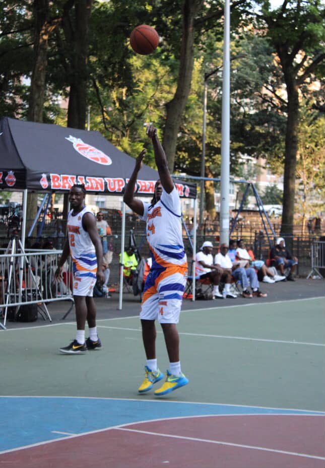 Balling Up In Harlem 100k 🏀… #CantBeDenied #CBD
