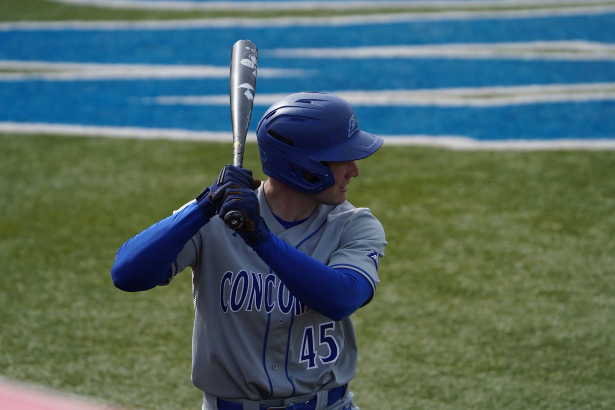 “Earned in the Shadows. Proved in the Light.”  D3 Diamond. D1 Drive.
#OUTWORKTHESPOTLIGHT