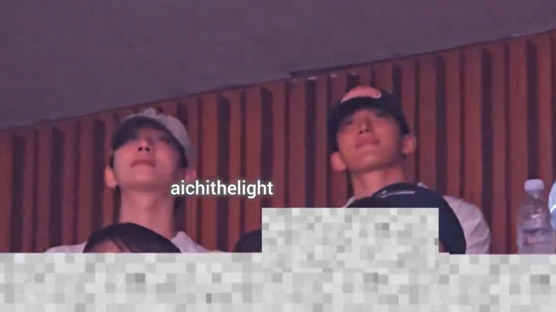 boyfriend so hard, they start to look like each other 😭